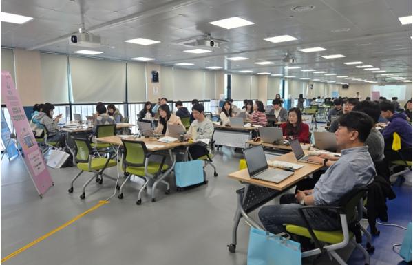 경북교육청, ‘데이터리터러시 수학 프로젝트’ 설명회 및 역량 강화 연수 개최 기사 이미지